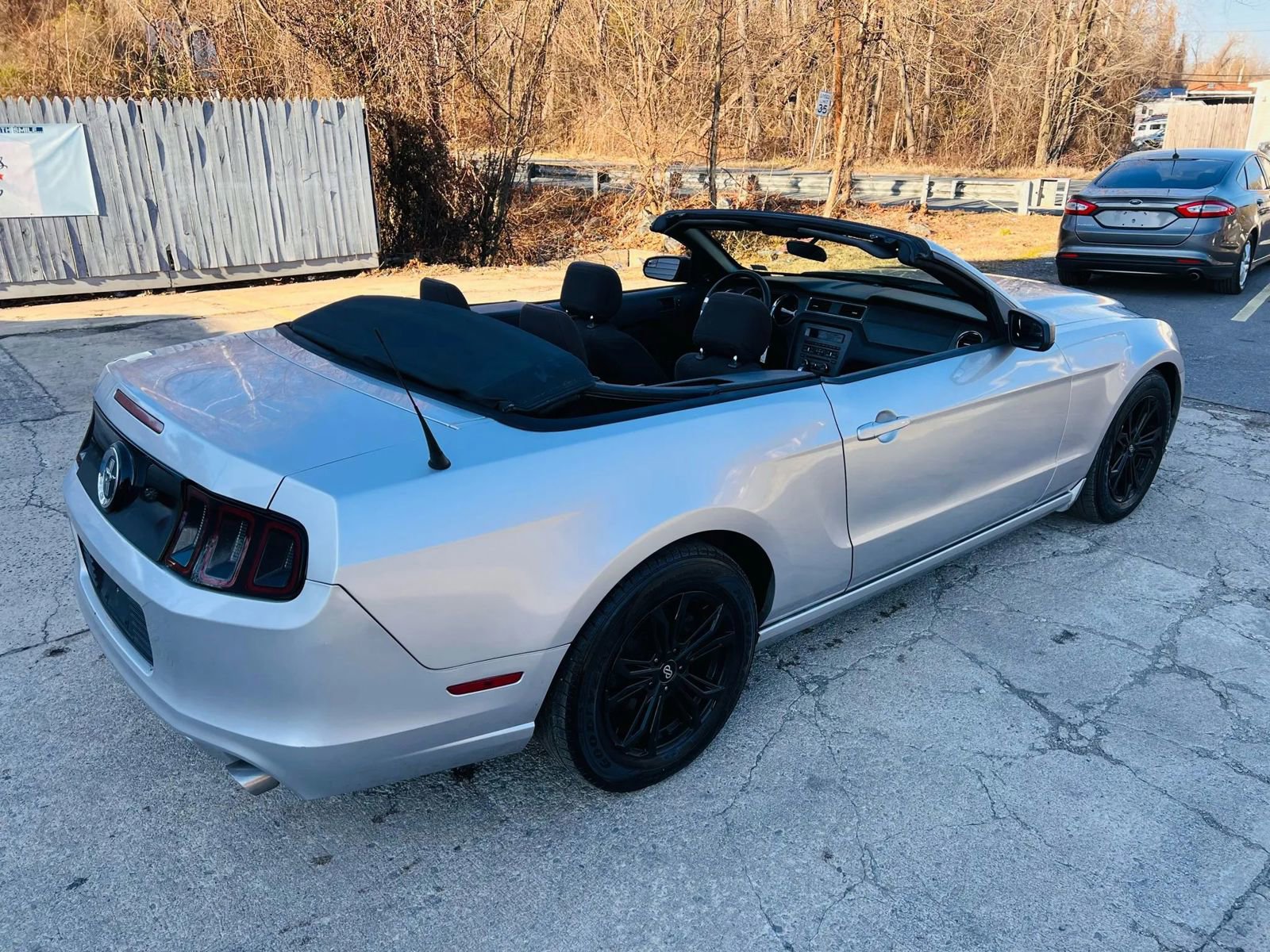 Used 2014 Ford Mustang Convertible image 13