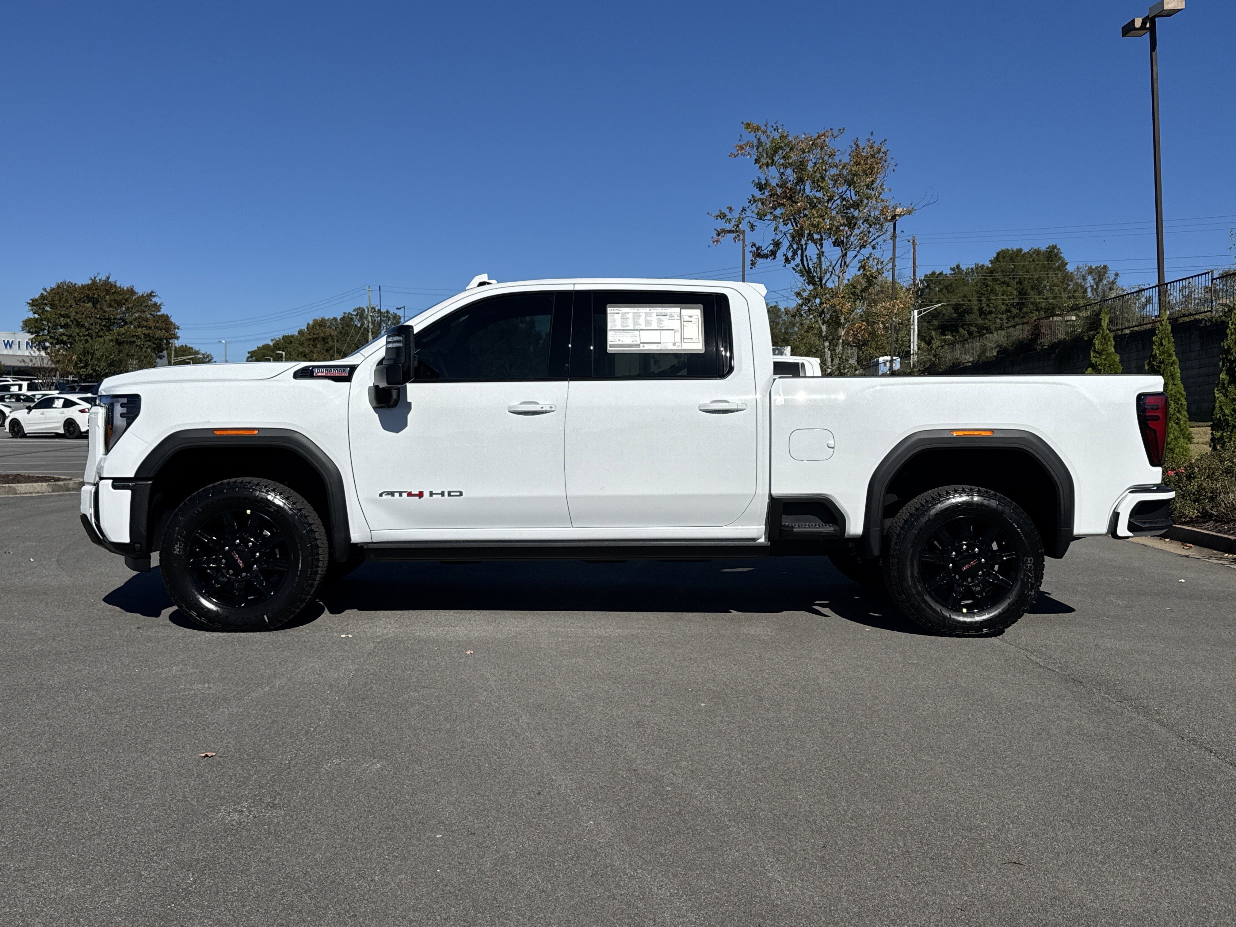 New 2026 GMC Sierra 2500 AT4 w/ AT4 Premium Plus Package image 7