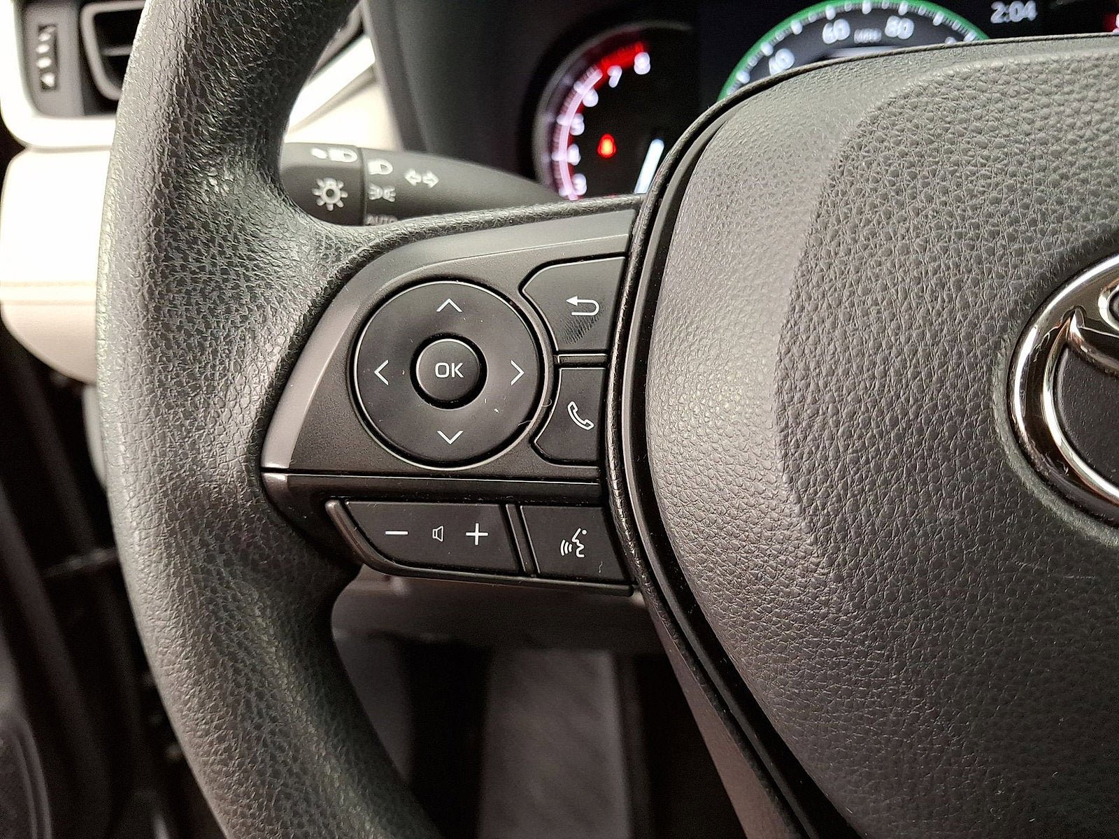 Certified 2025 Toyota RAV4 XLE AWD/4WD image 17