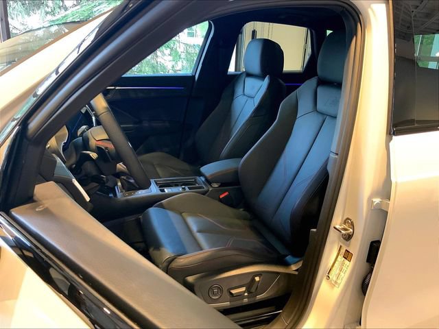 Certified 2025 Audi Q3 2.0T Premium Plus w/ Premium Plus Package AWD/4WD image 5