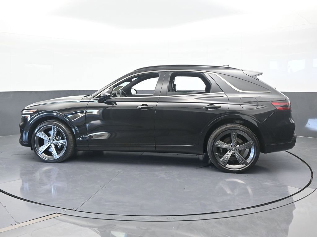 Used 2024 Genesis GV70 2.5T w/ Sport Prestige Package image 3