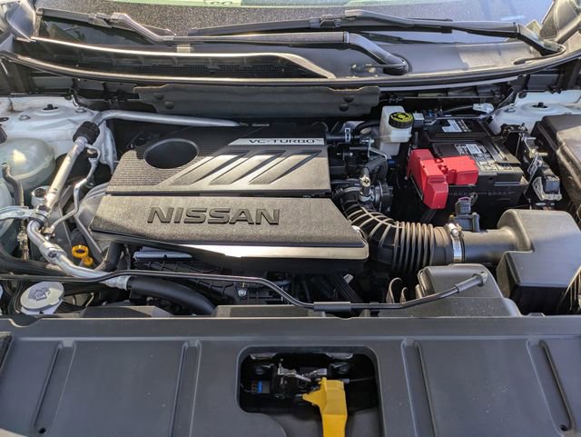 Certified 2023 Nissan Rogue SV FWD image 13