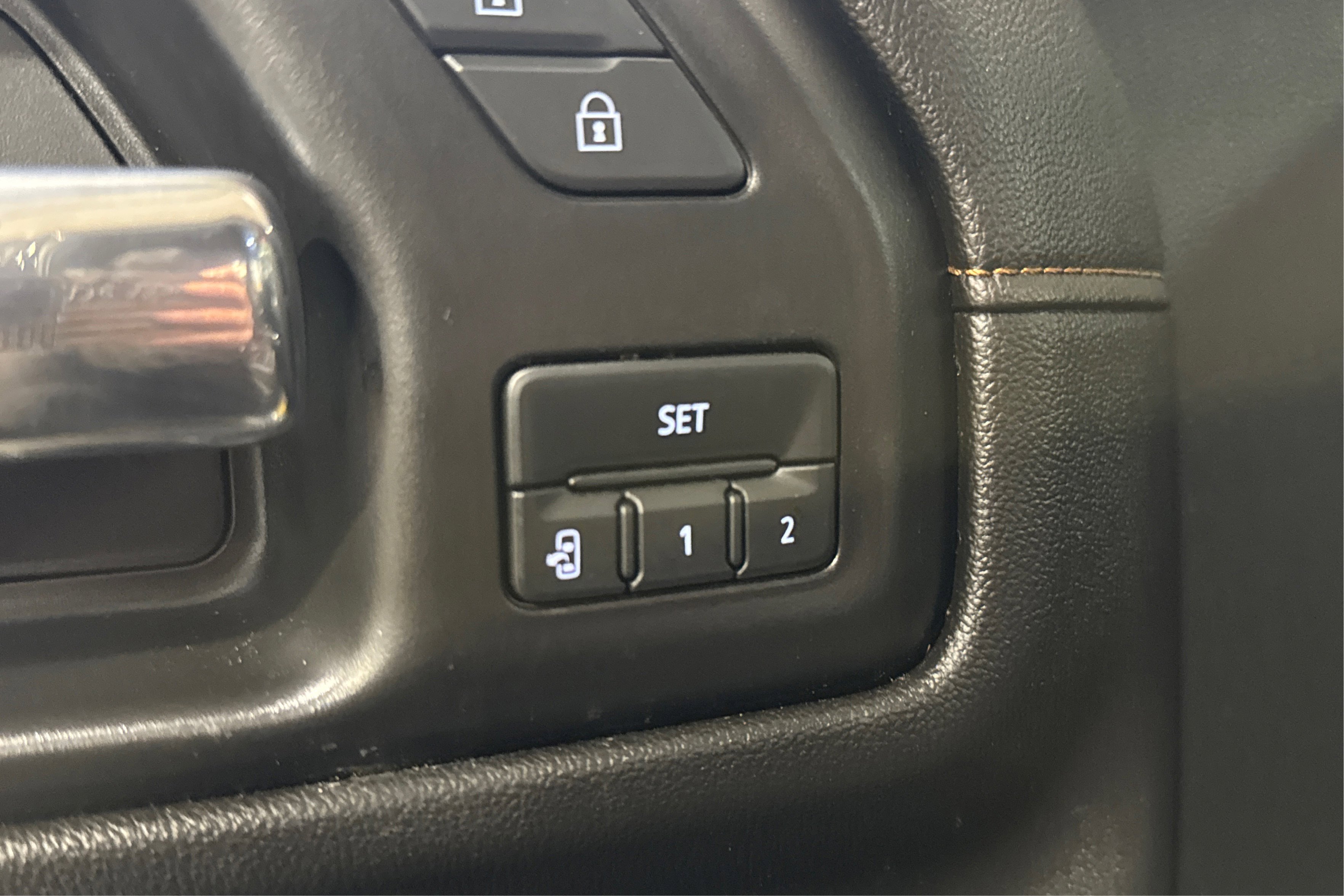 Used 2021 GMC Sierra 1500 AT4 image 17