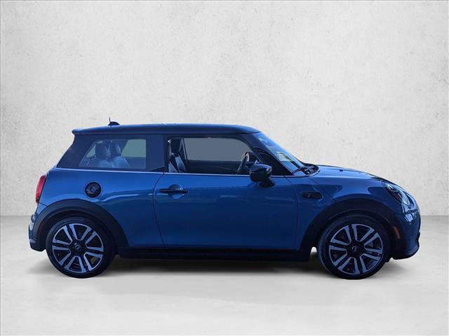 Used 2023 MINI Cooper S image 4