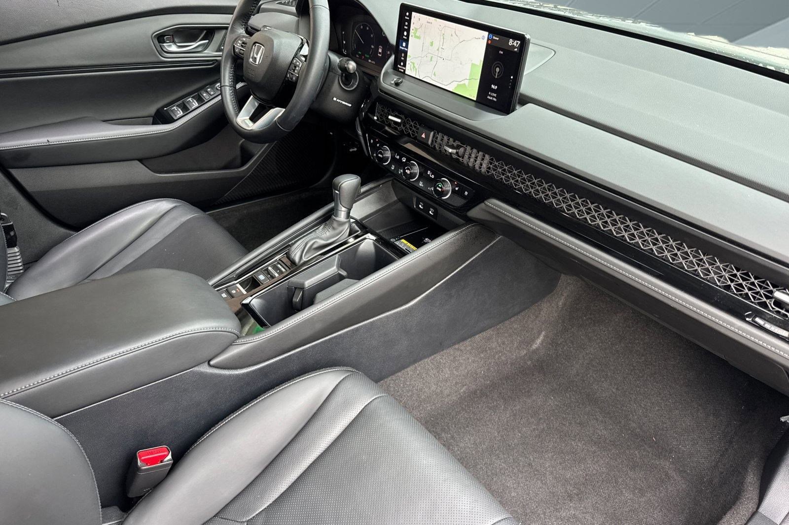 Certified 2024 Honda Accord Touring image 32