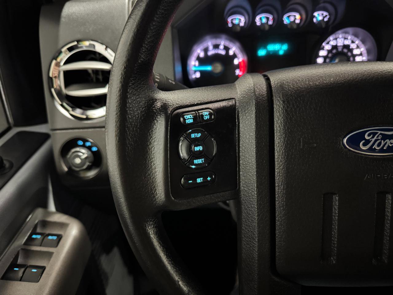 Used 2016 Ford F250 XLT w/ FX4 Off-Road Package image 21