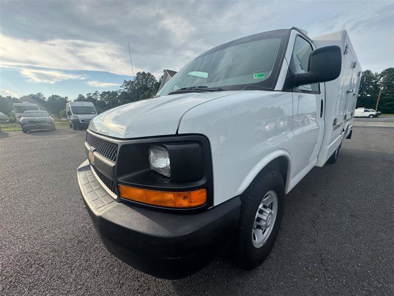 Used 2014 Chevrolet Express 3500 RWD image 9
