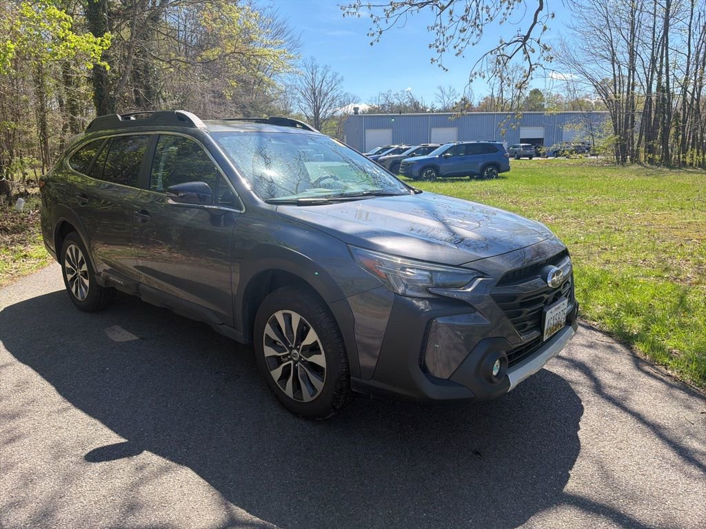 Certified 2025 Subaru Outback Limited image 1
