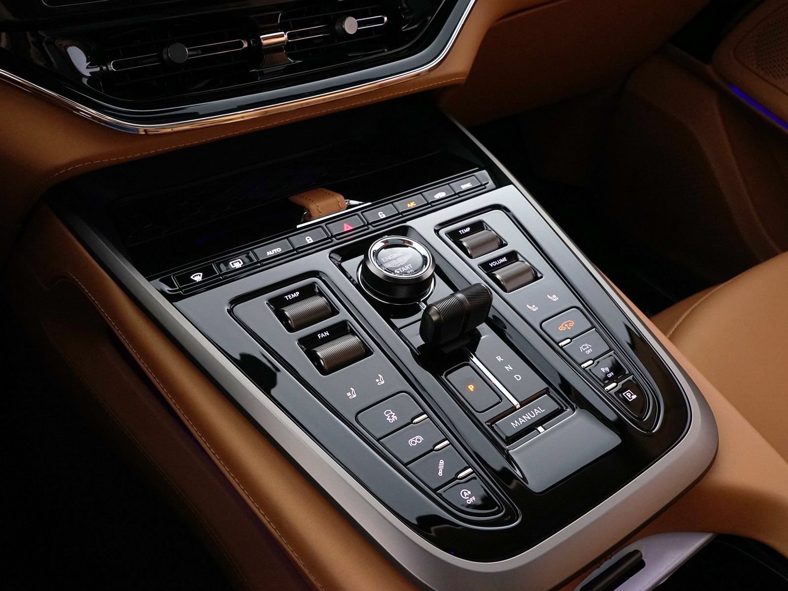 New 2026 Aston Martin DBX 707 AWD/4WD image 27