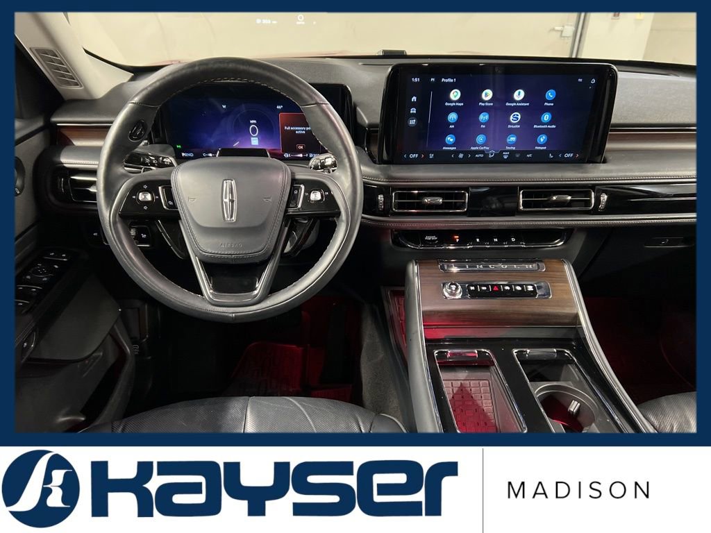 Used 2025 Lincoln Aviator Reserve w/ Illumination Package image 8