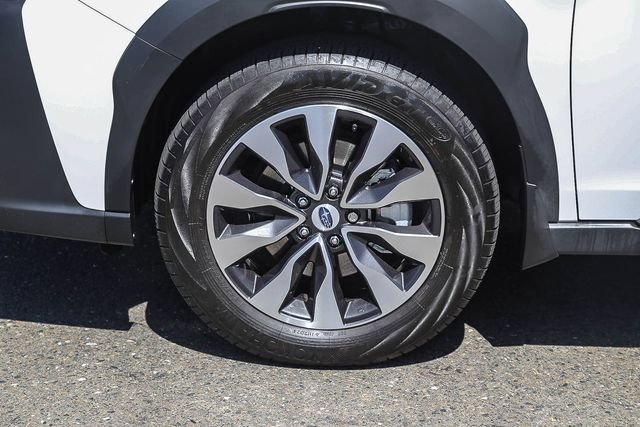 Used 2025 Subaru Outback Touring XT AWD/4WD image 11