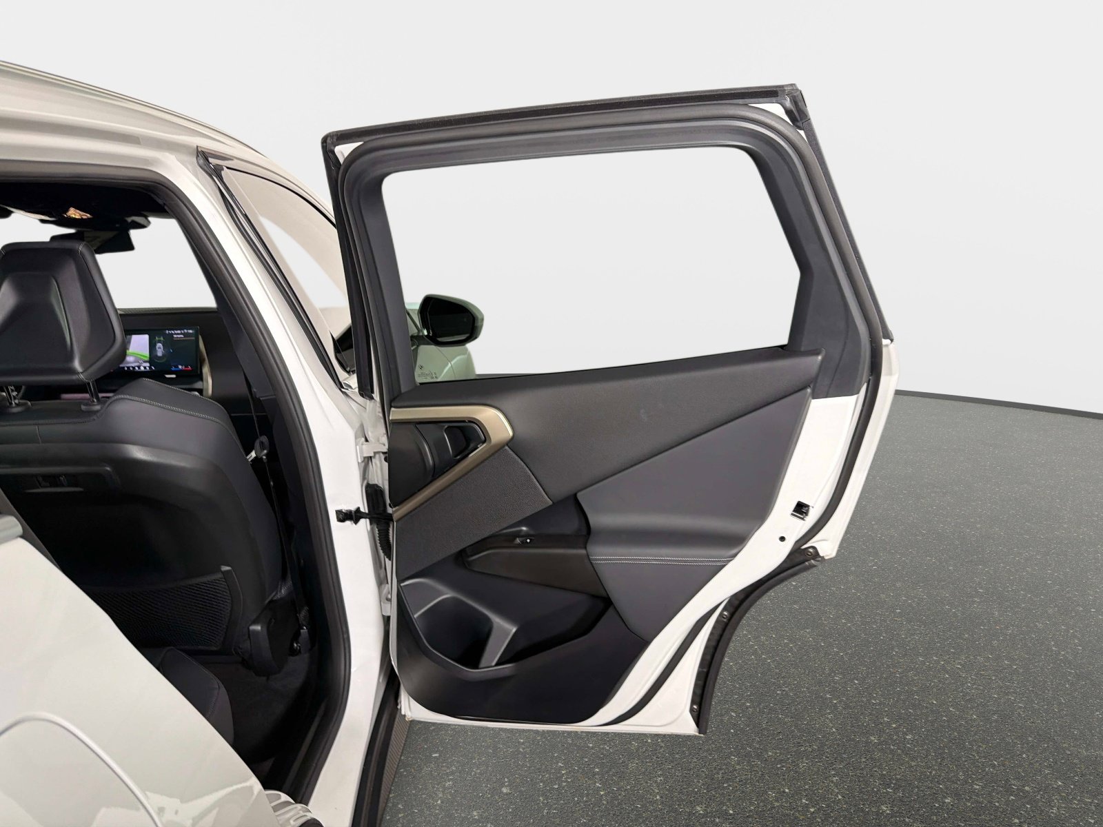 Used 2025 BMW X3 xDrive30i w/ Convenience Package image 26