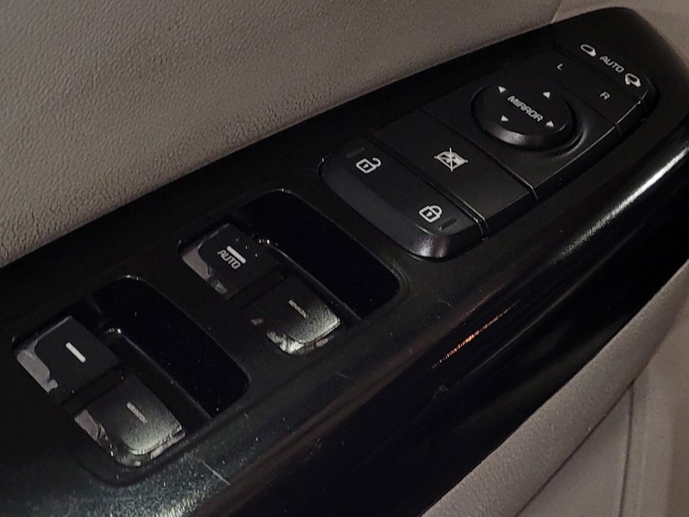 Used 2018 Kia Sportage EX image 27