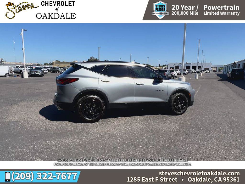 Used 2023 Chevrolet Blazer LT w/ Midnight/Sport Edition FWD image 13
