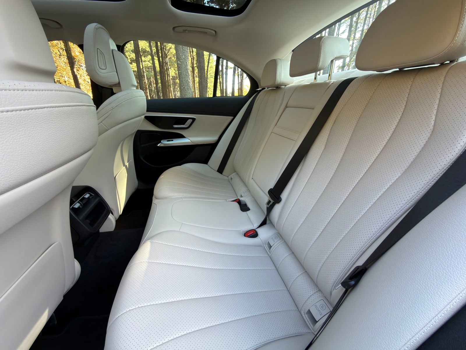 New 2026 Mercedes-Benz E 350 Sedan image 14