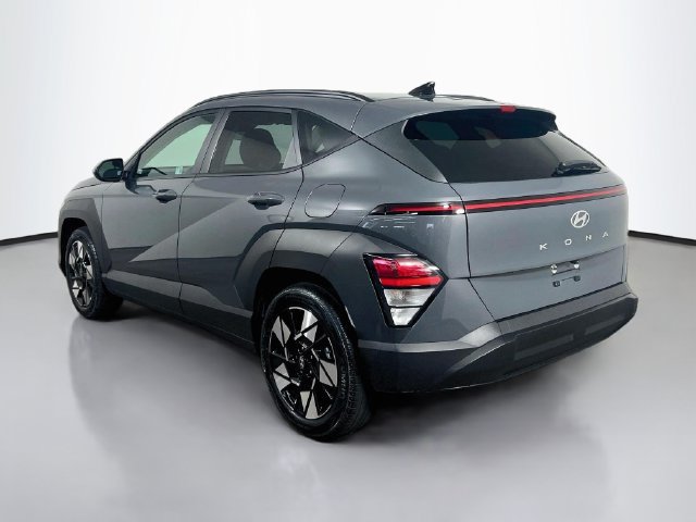 Used 2025 Hyundai Kona SEL FWD image 7