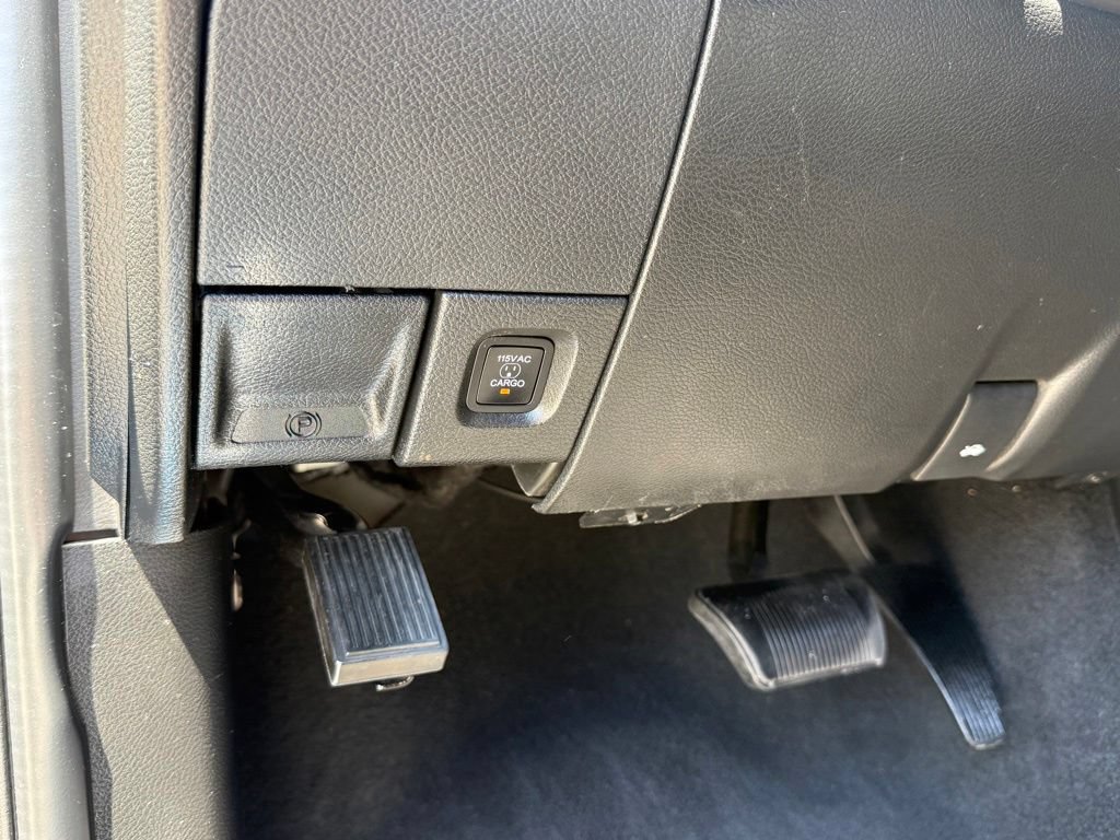 Used 2024 RAM 2500 Rebel w/ Towing Technology Group AWD/4WD image 37