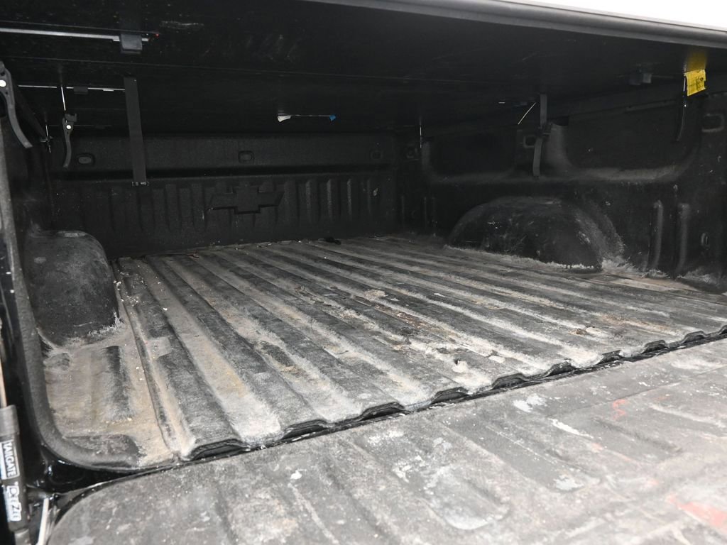 Used 2018 Chevrolet Silverado 1500 Custom w/ Custom Value Package image 33