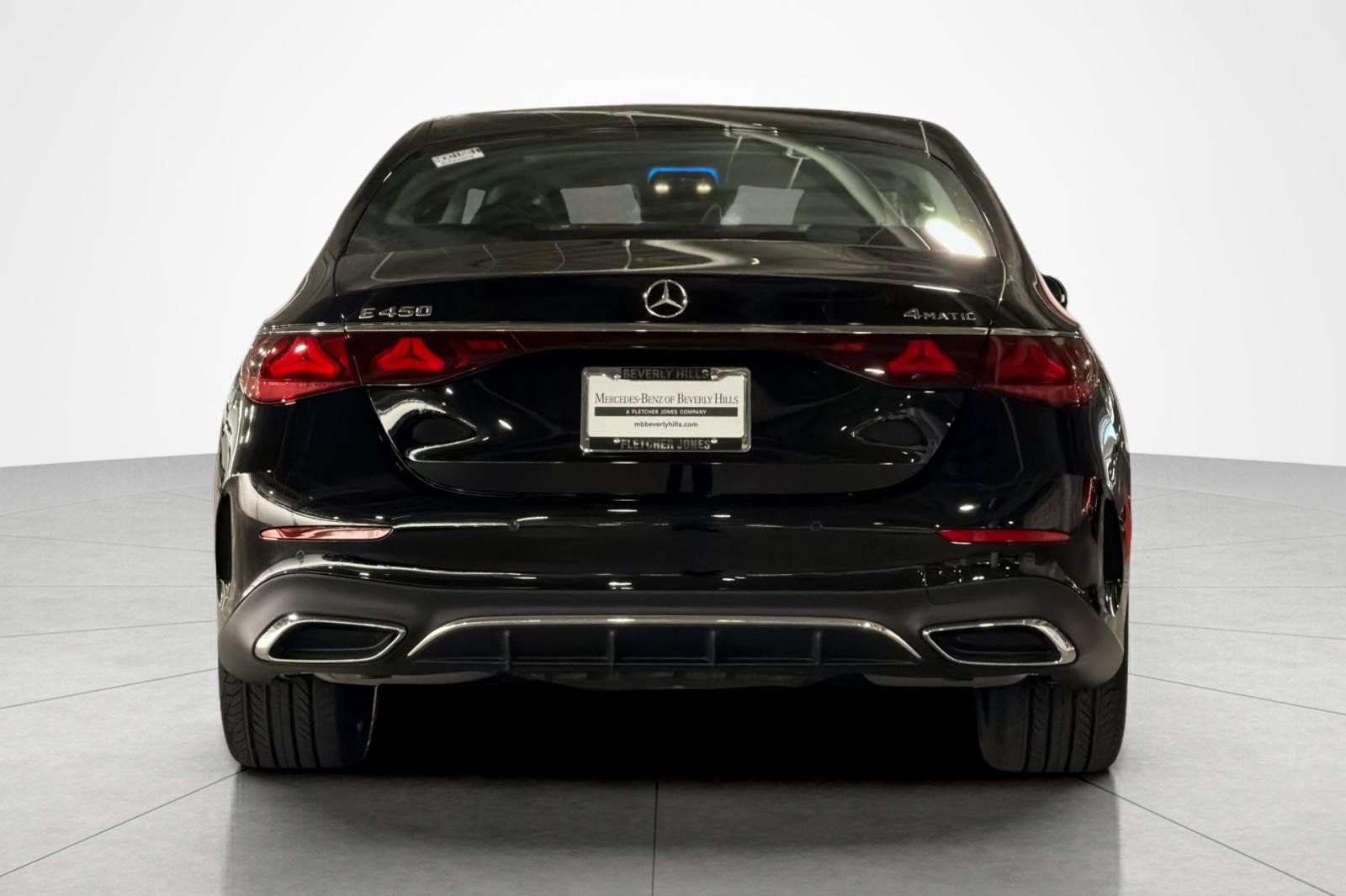New 2027 Mercedes-Benz E 450 4MATIC Sedan image 4