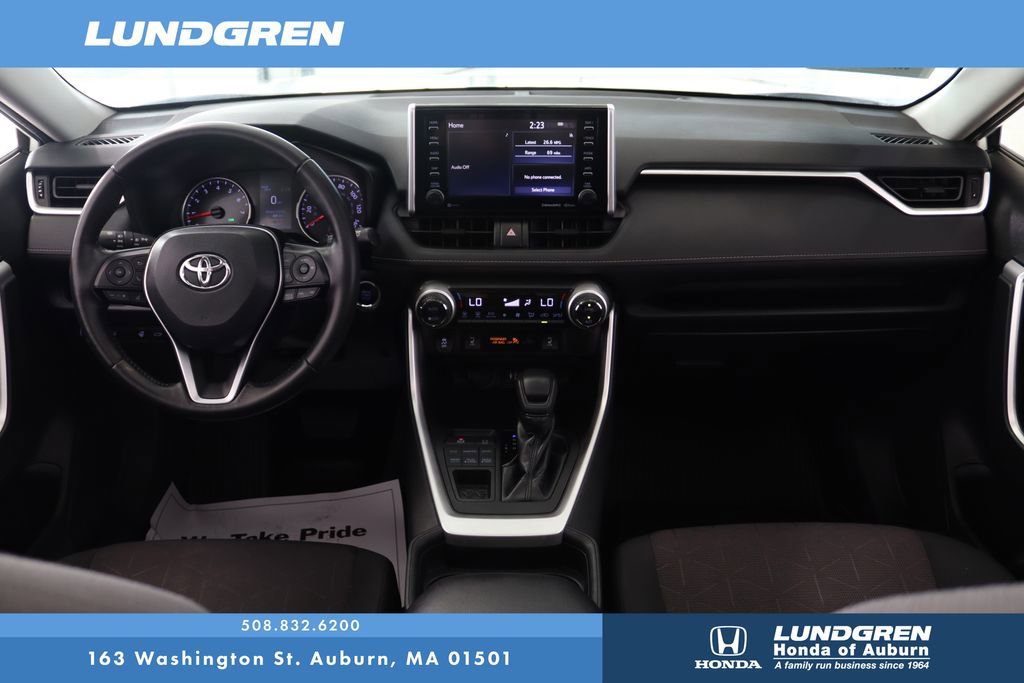 Used 2019 Toyota RAV4 XLE w/ Convenience Package AWD/4WD image 17