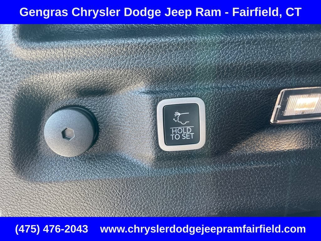 Certified 2023 Jeep Grand Cherokee L Laredo AWD/4WD image 28