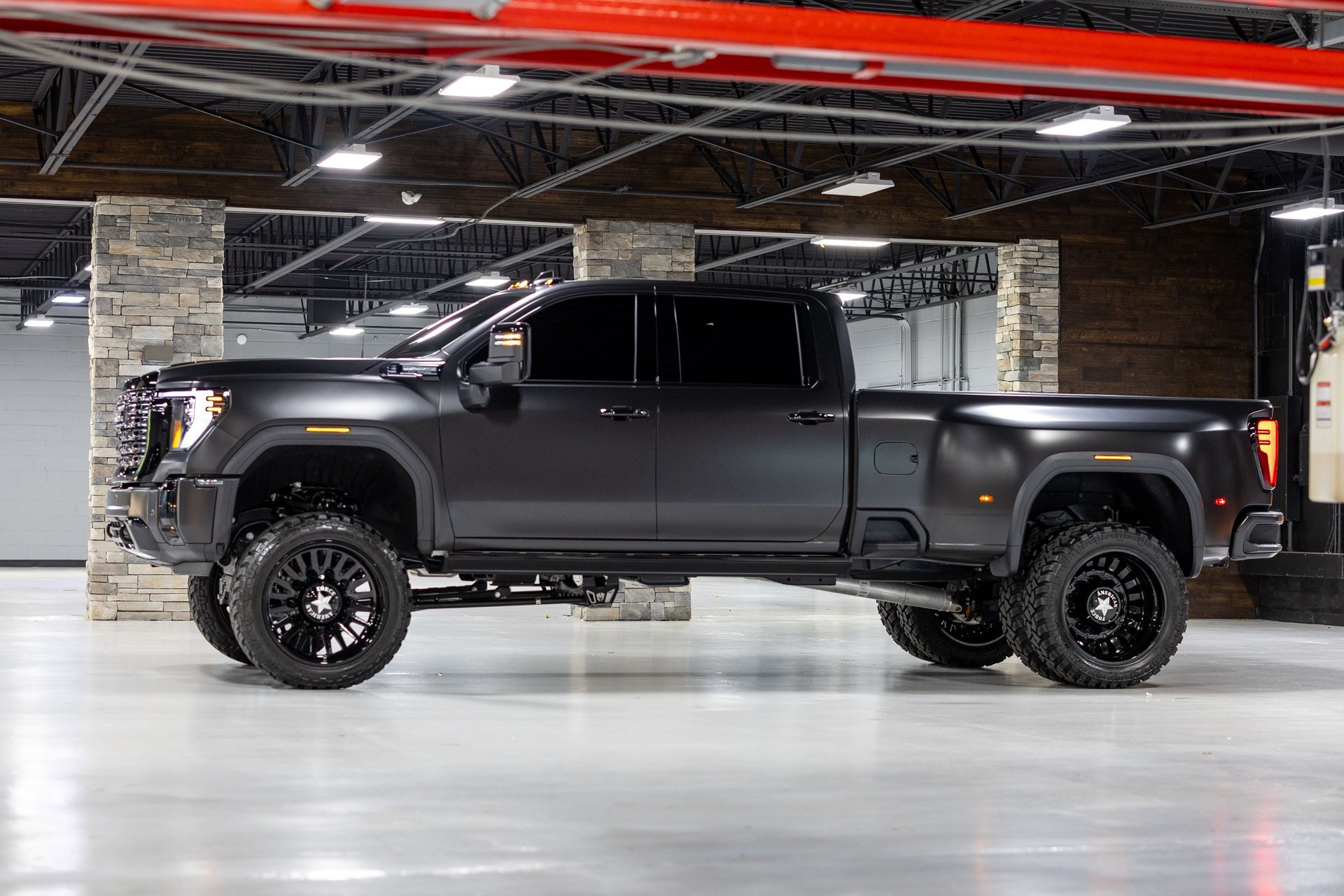 Used 2026 GMC Sierra 3500 Denali Ultimate AWD/4WD image 14