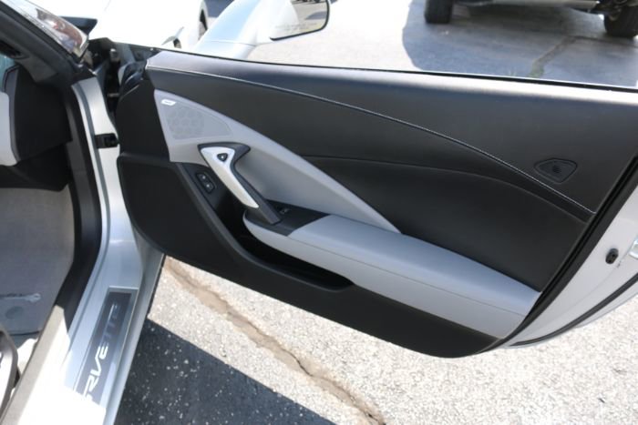 Used 2016 Chevrolet Corvette Stingray Convertible w/ 3LT Preferred Equipment Group image 19