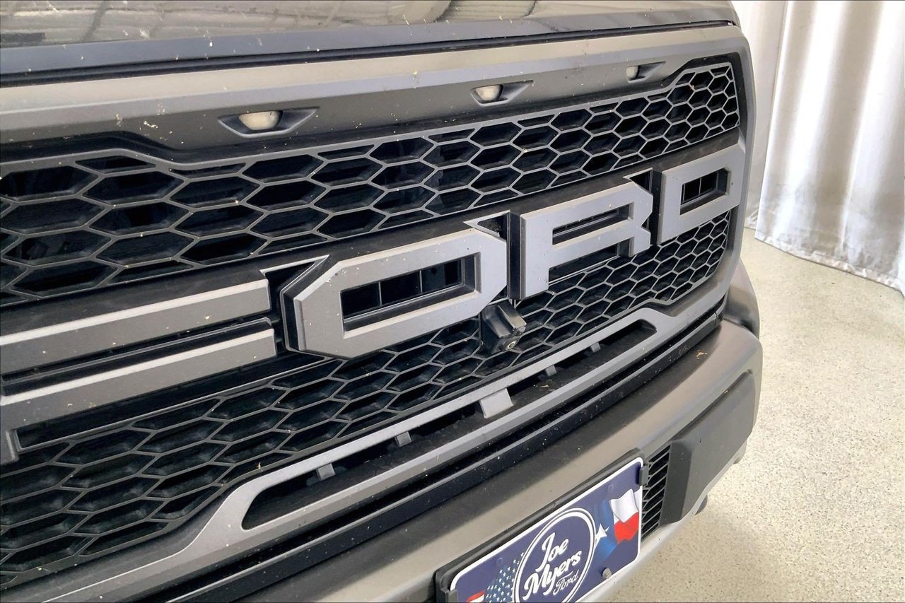 Used 2020 Ford F150 Raptor w/ Equipment Group 802A Luxury AWD/4WD image 7