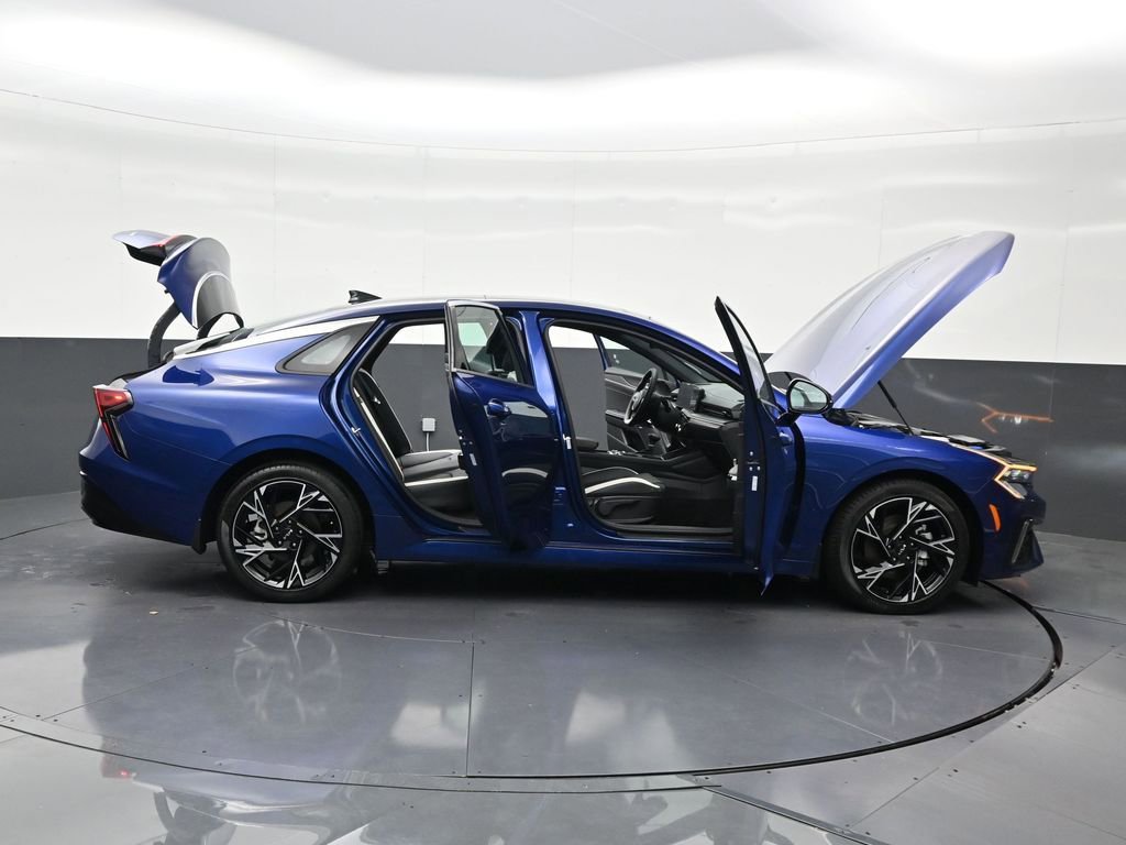 Used 2025 Kia K5 GT-Line w/ GT-Line Premium Package image 32