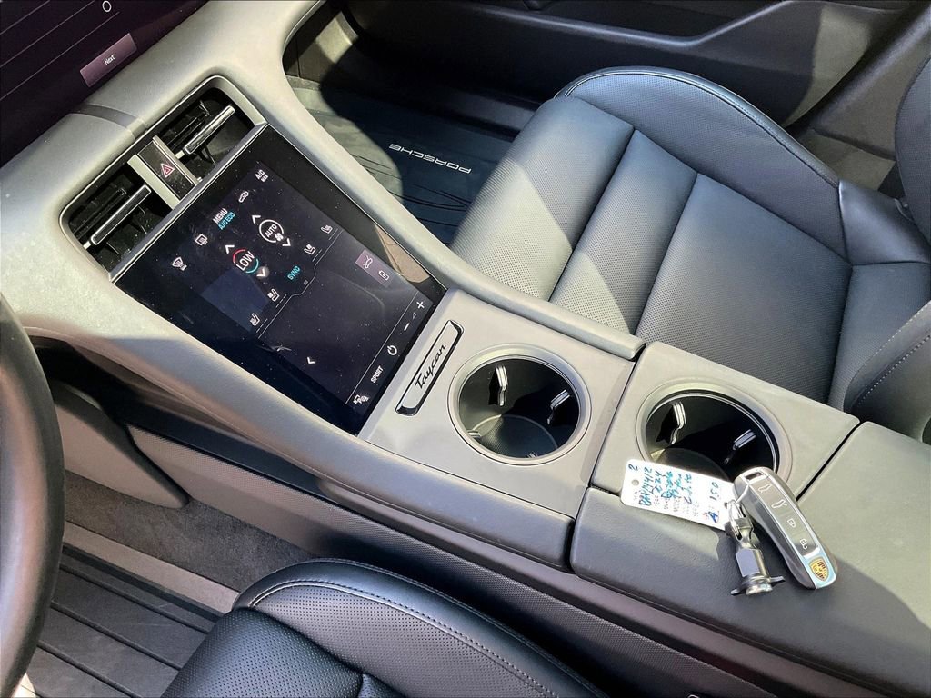 Certified 2024 Porsche Taycan image 20