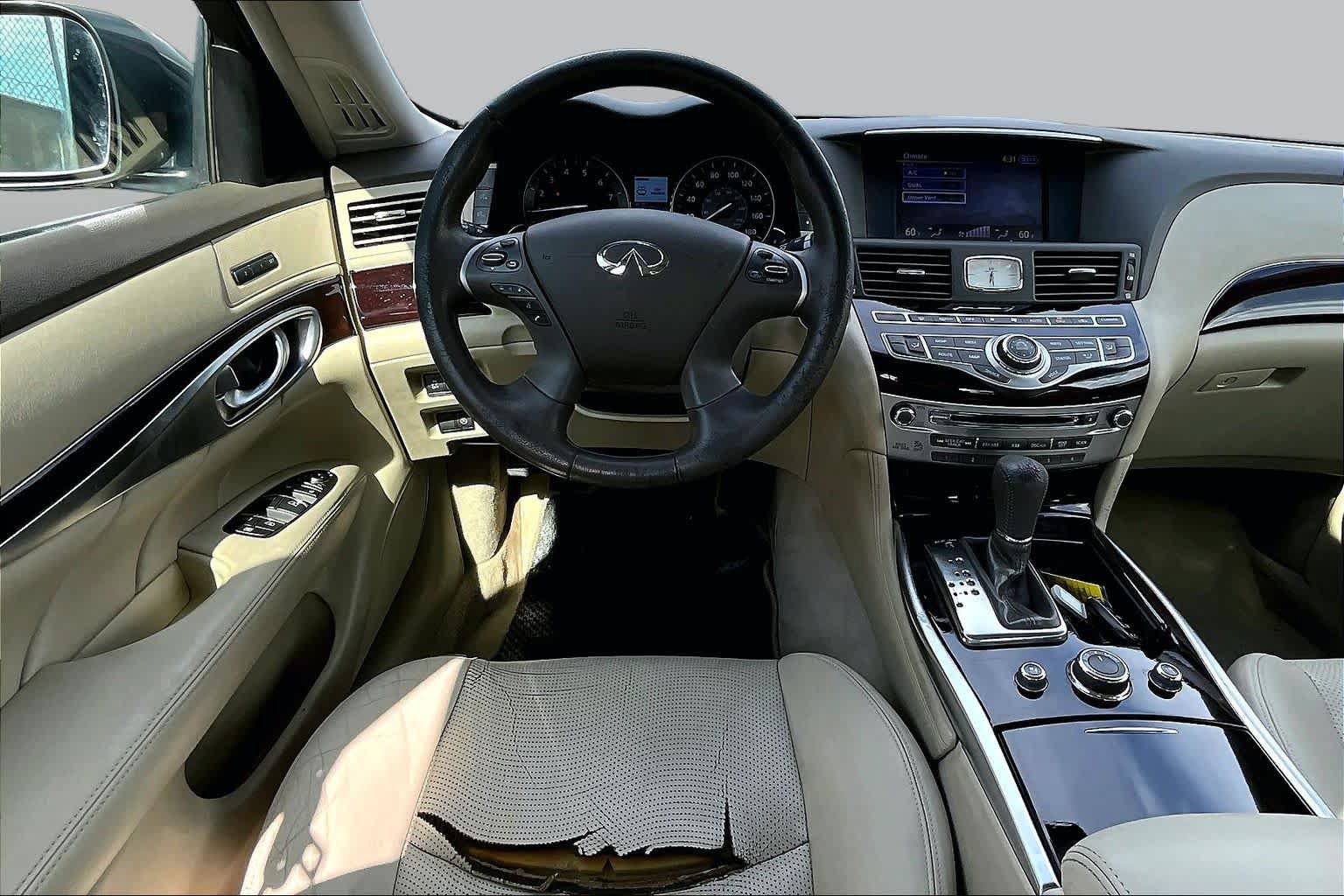 Used 2012 INFINITI M37 w/ Premium Pkg RWD image 9