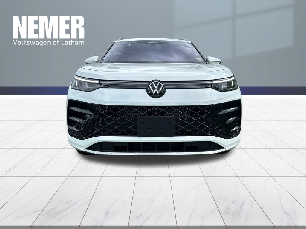 New 2026 Volkswagen Tiguan SEL R-Line AWD/4WD image 5
