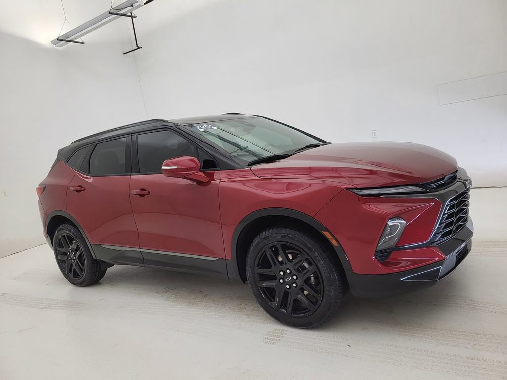 Certified 2024 Chevrolet Blazer RS w/ Driver Confidence II Package FWD image 1