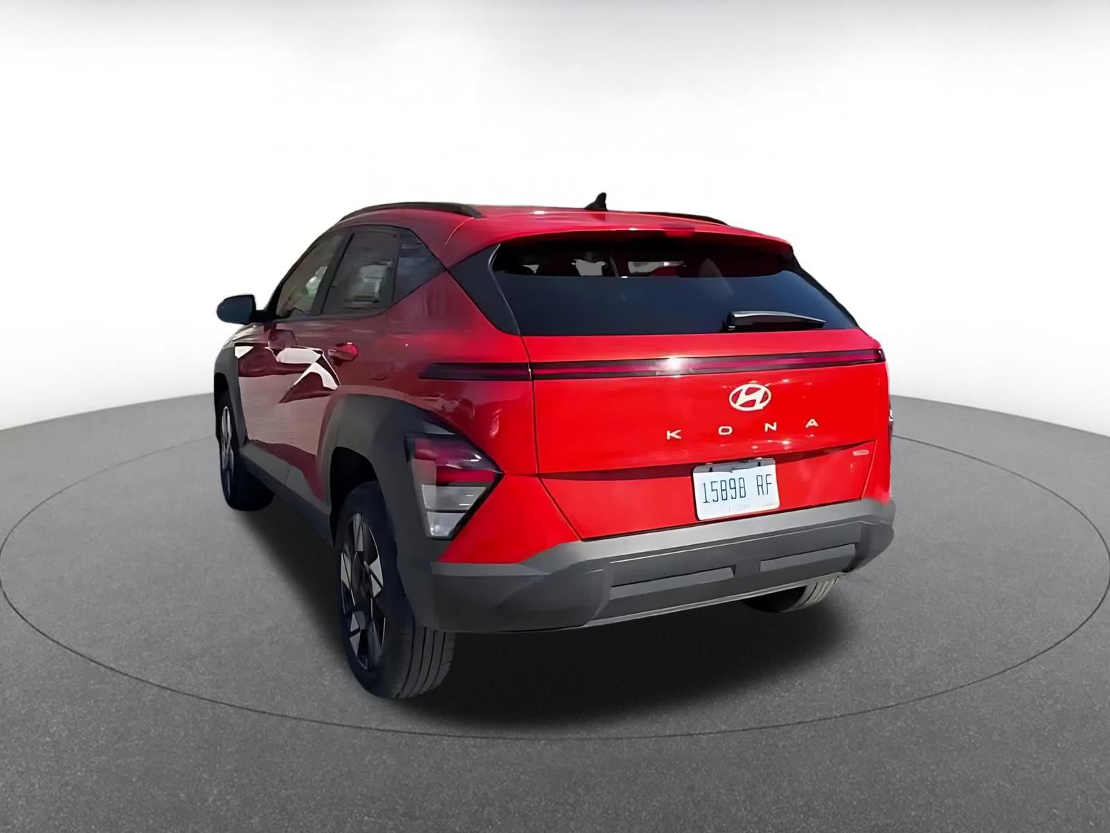 Used 2025 Hyundai Kona SEL image 11