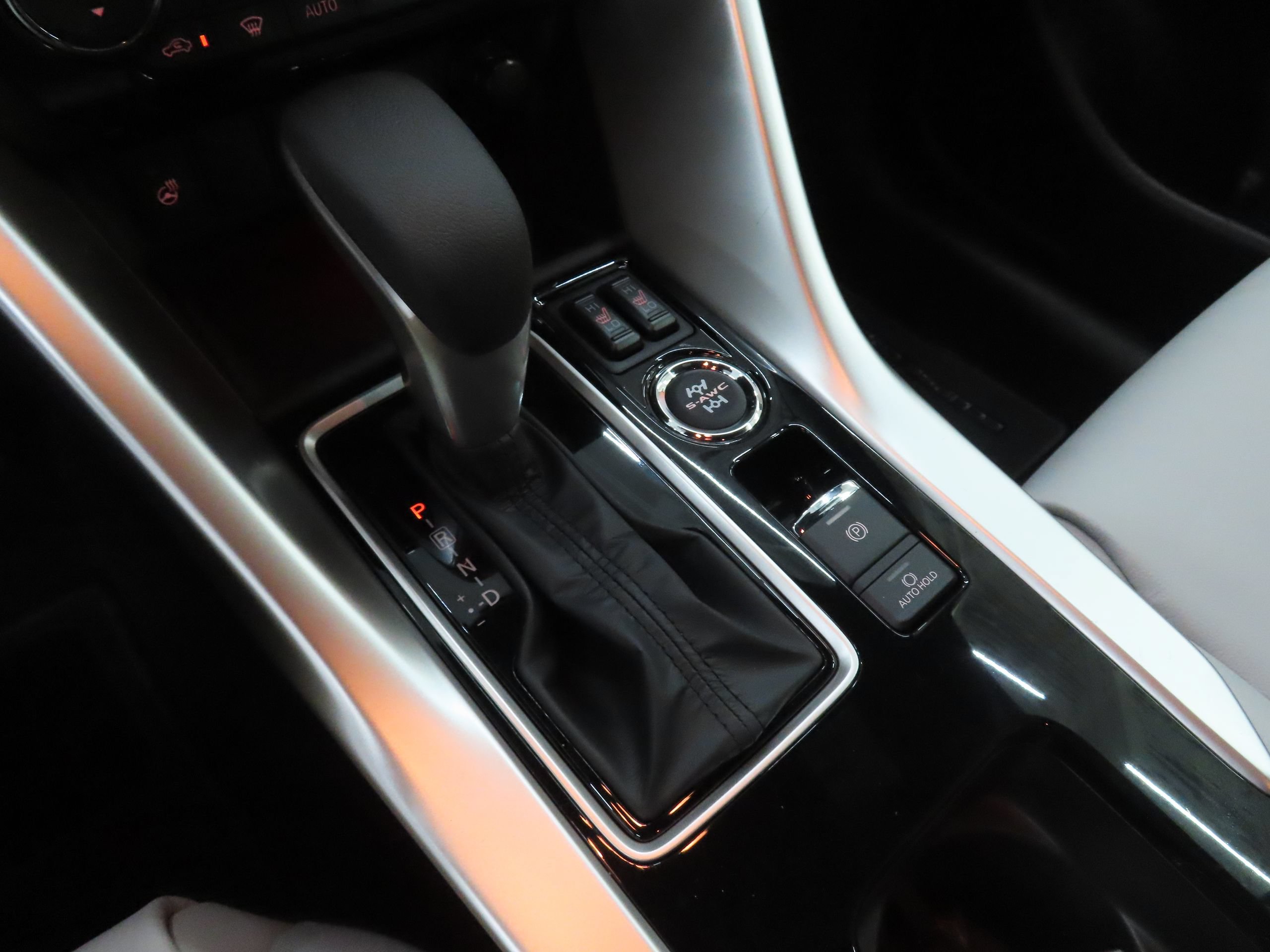 New 2026 Mitsubishi Eclipse Cross SEL AWD/4WD image 16