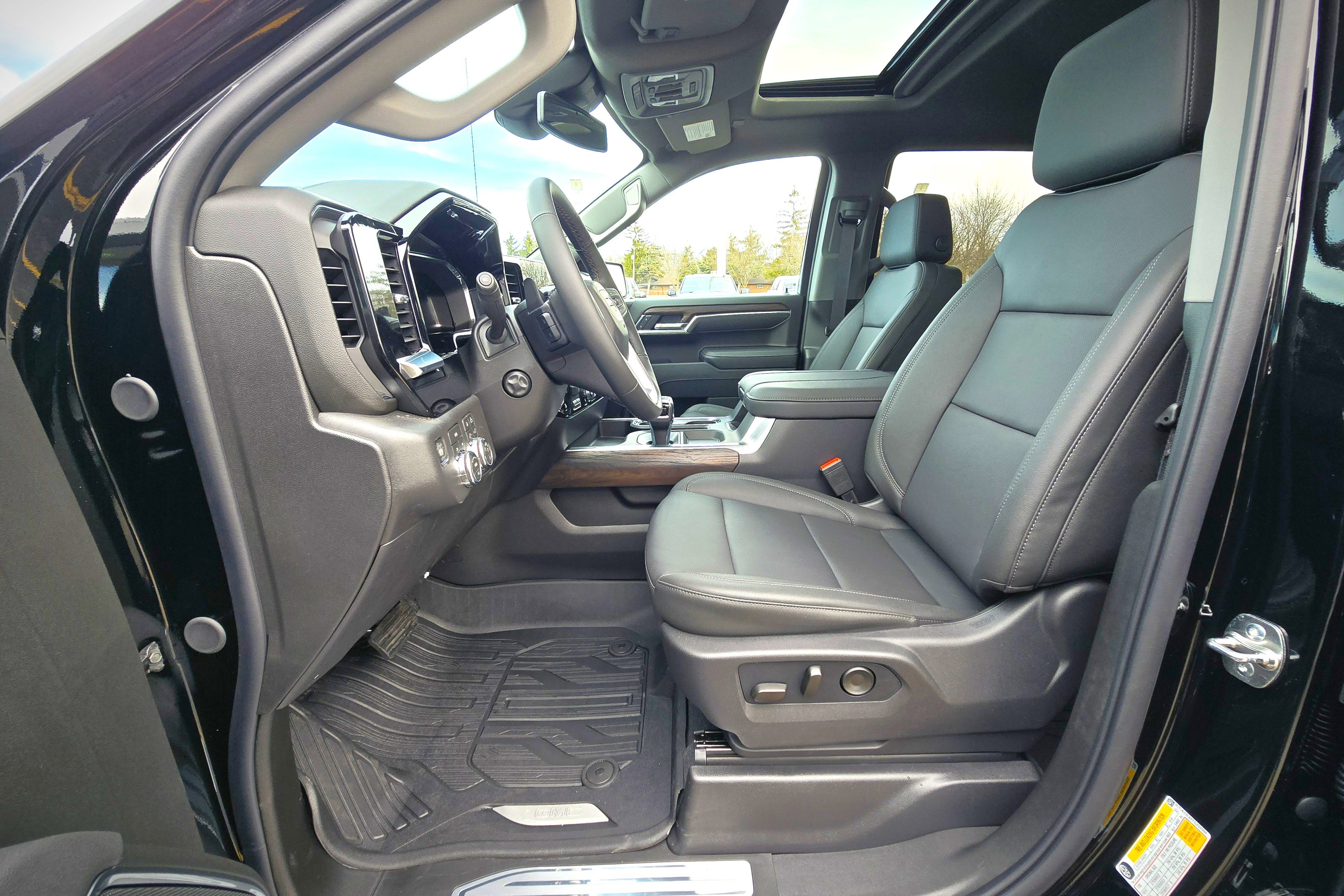 New 2026 GMC Sierra 1500 SLT w/ SLT Premium Plus Package image 12