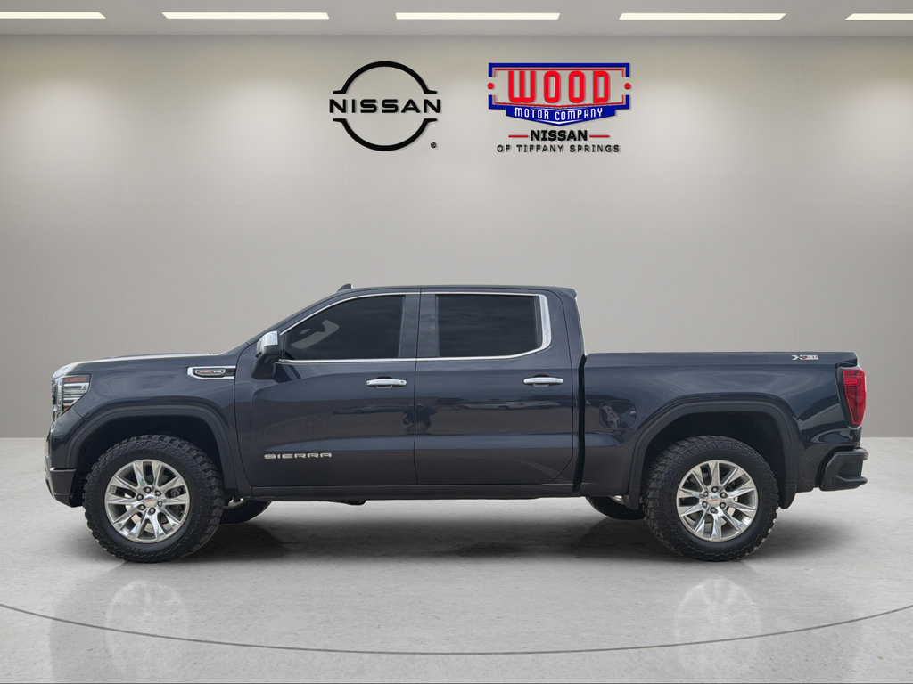 Used 2022 GMC Sierra 1500 SLT w/ SLT Premium Plus Package AWD/4WD image 5