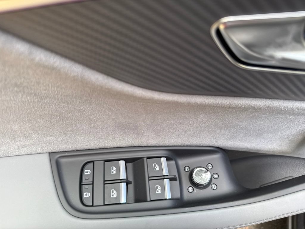 New 2027 Audi SQ8 Prestige AWD/4WD image 18