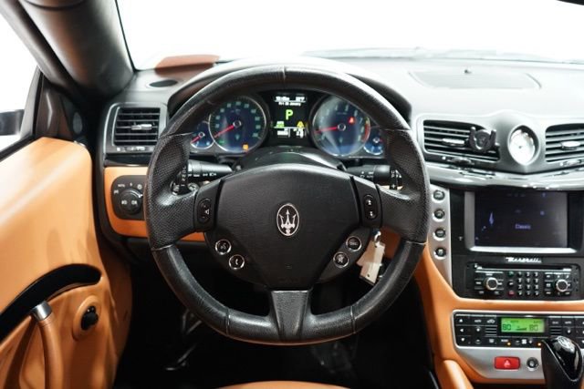 Used 2016 Maserati GranTurismo Convertible RWD image 33
