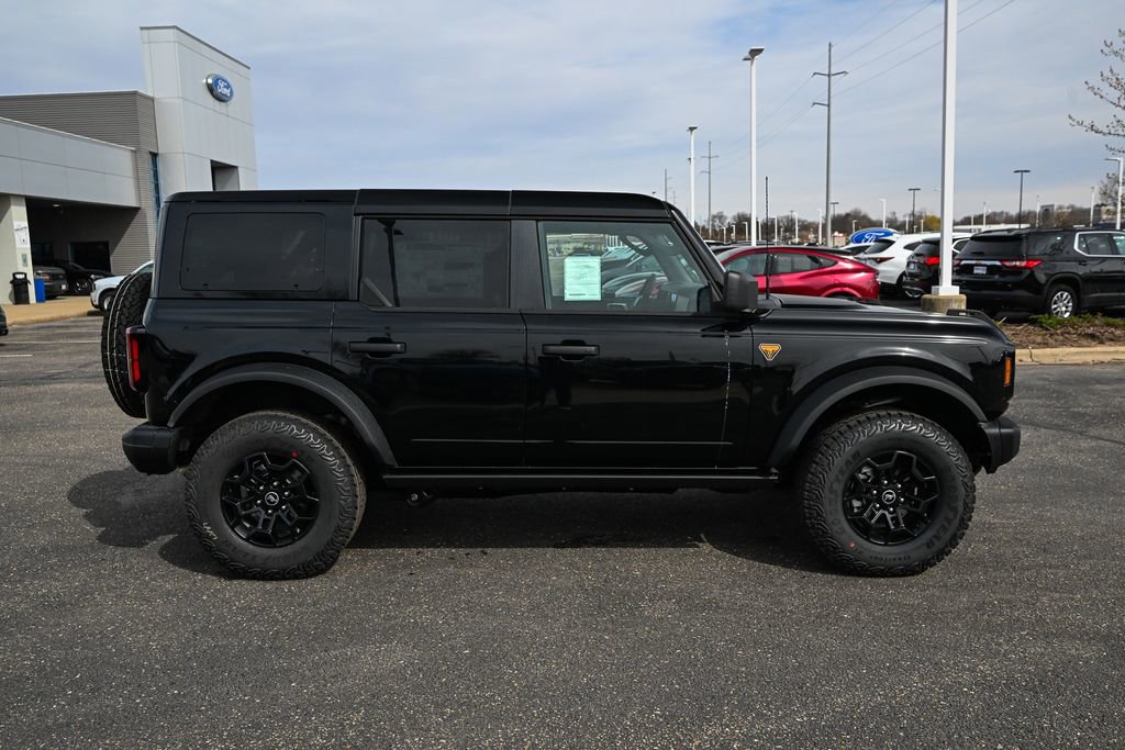 New 2026 Ford Bronco Badlands AWD/4WD image 3