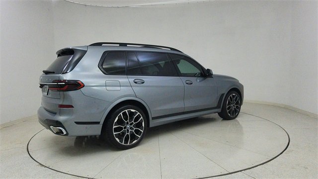 Used 2023 BMW X7 xDrive40i w/ M Sport Package image 78