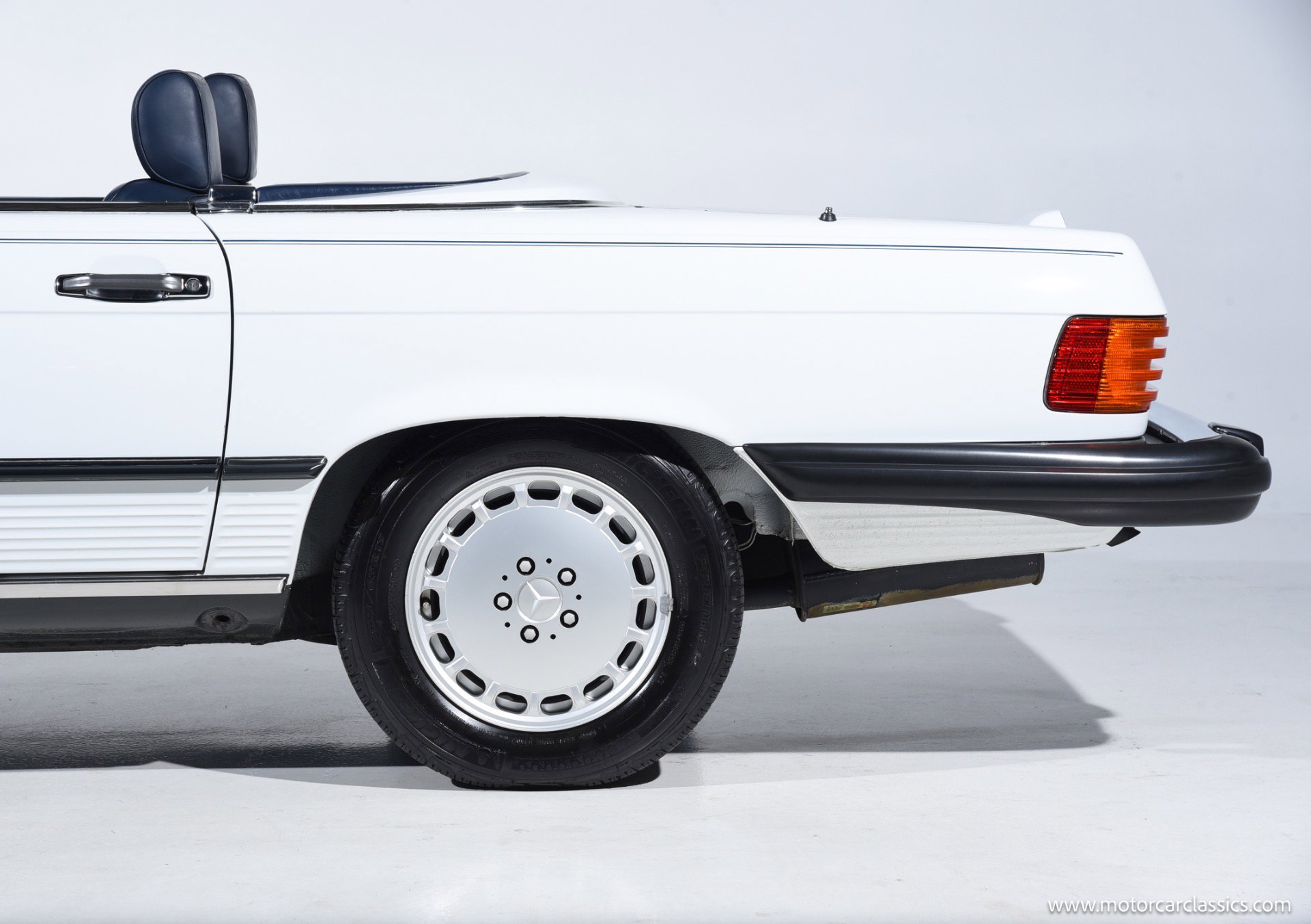 Used 1989 Mercedes-Benz 560 SL image 19