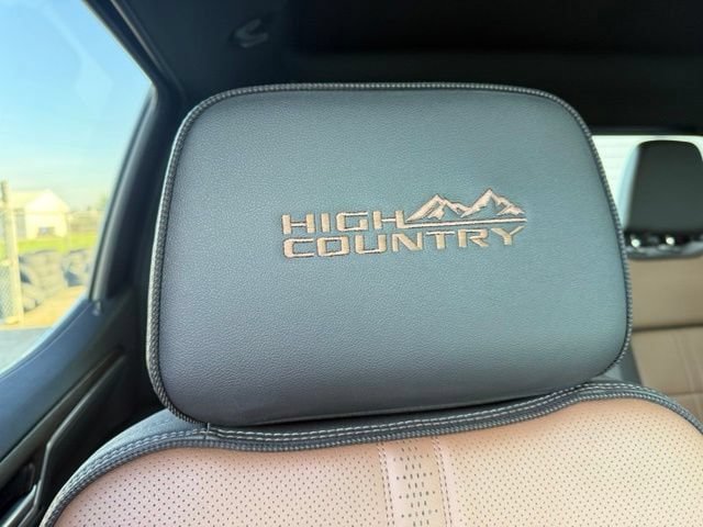 Certified 2025 Chevrolet Silverado 1500 High Country w/ Z71 Off-Road Package AWD/4WD image 26