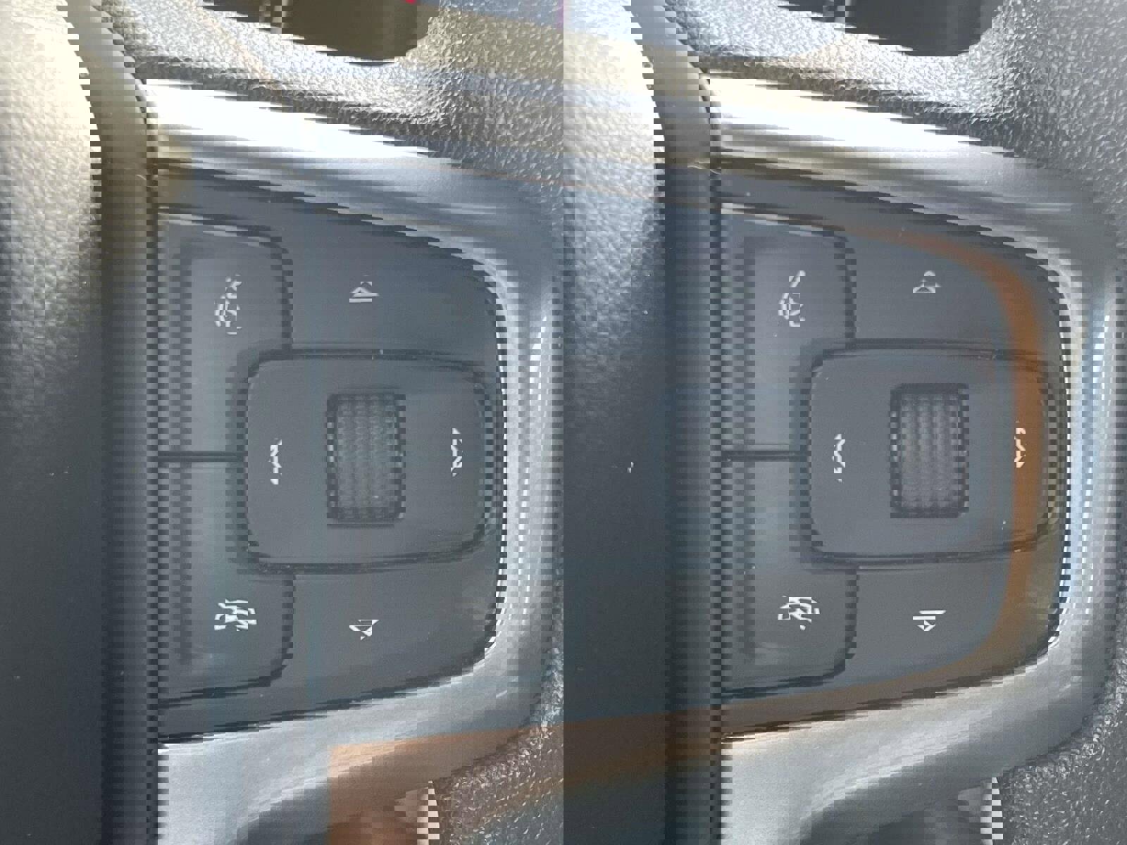 Used 2022 Chevrolet Silverado 2500 Custom w/ Custom Value Package image 20