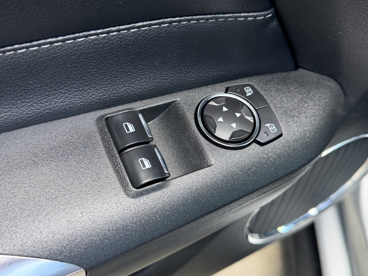 Used 2023 Ford Mustang GT Premium w/ Ford Safe & Smart Package image 16