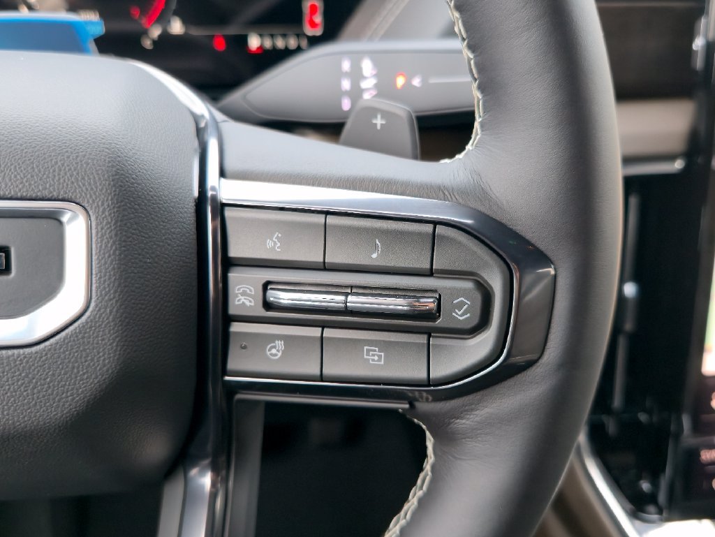 New 2026 GMC Yukon Denali Ultimate AWD/4WD image 19