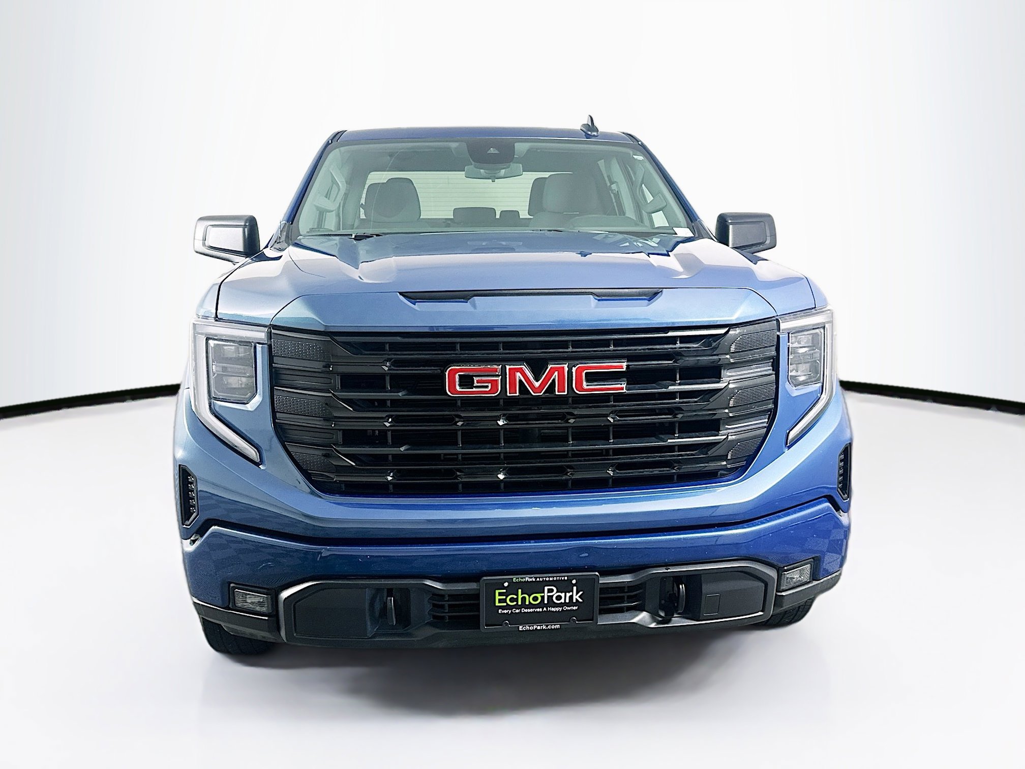 Used 2024 GMC Sierra 1500 Elevation image 2