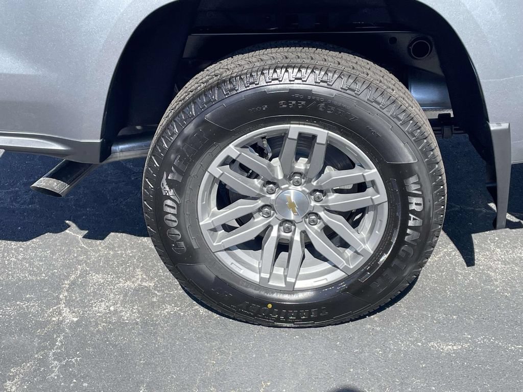 New 2026 Chevrolet Colorado LT w/ LT Convenience Package AWD/4WD image 7