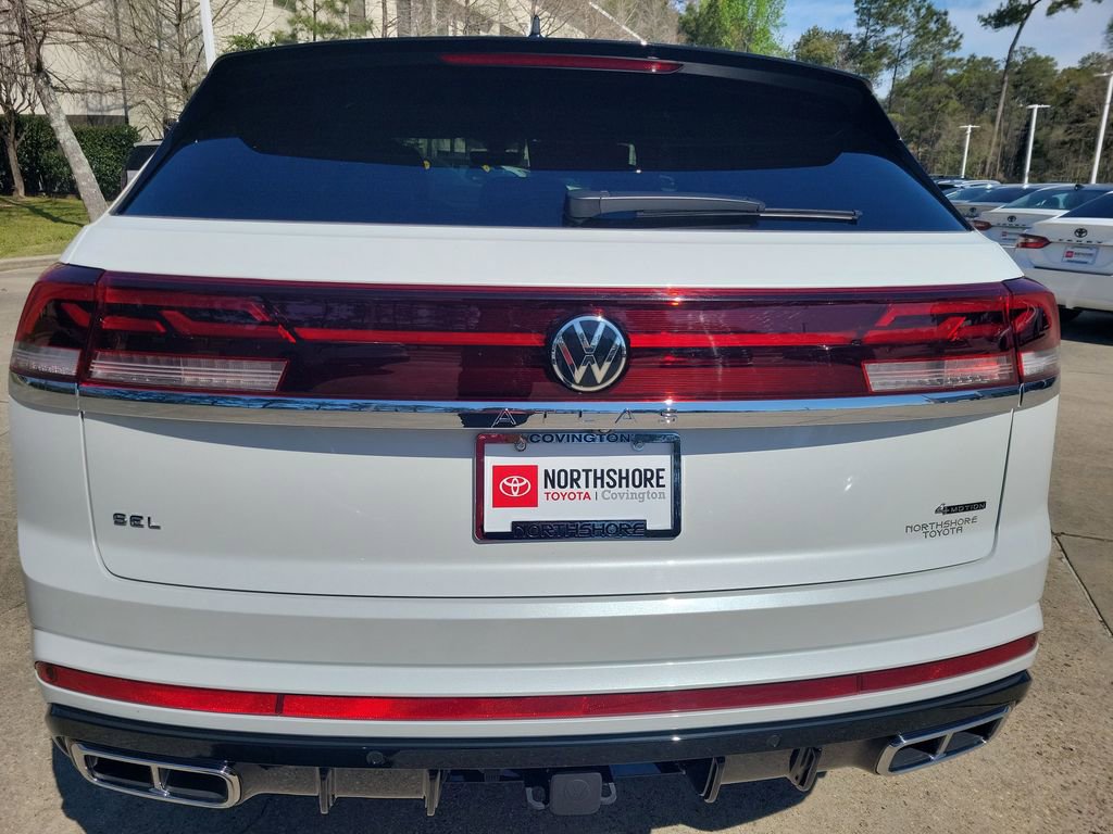 Used 2024 Volkswagen Atlas Cross Sport SEL Premium R-Line image 4