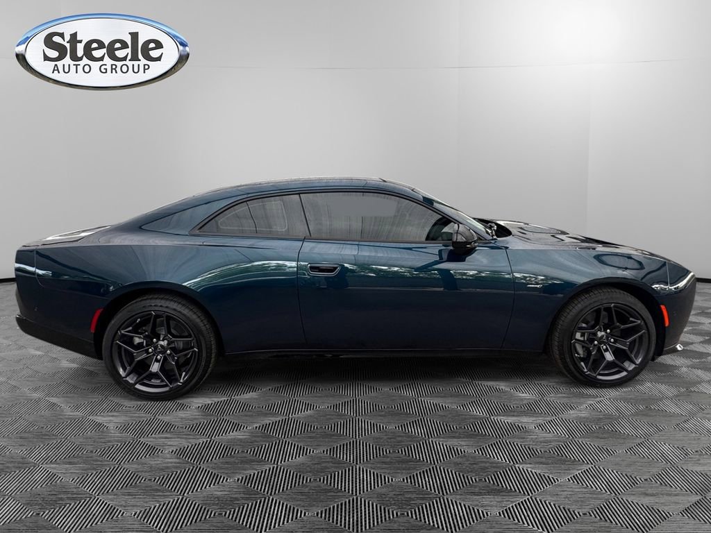 Used 2024 Dodge Charger R/T w/ Plus Group image 6